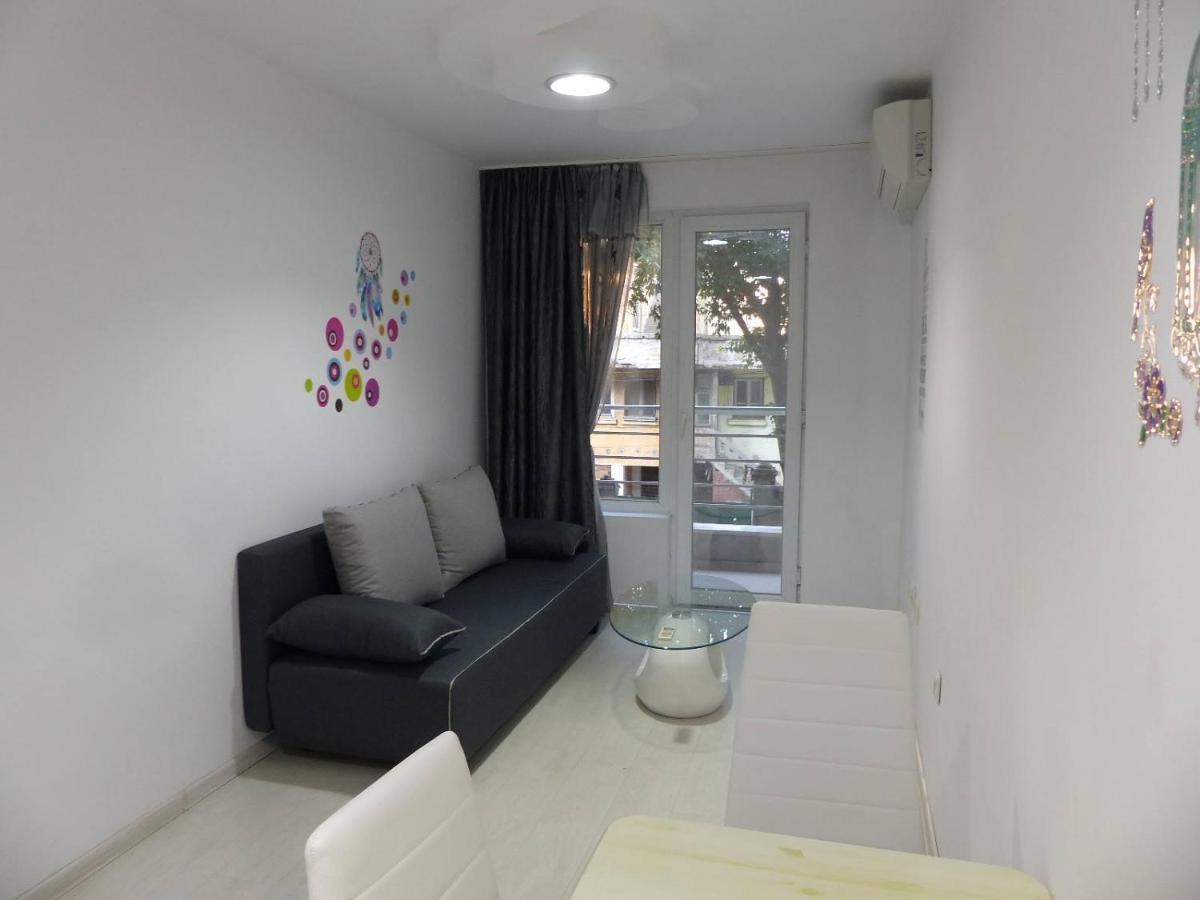 Apartament Holiday Burgas Stad Buitenkant foto