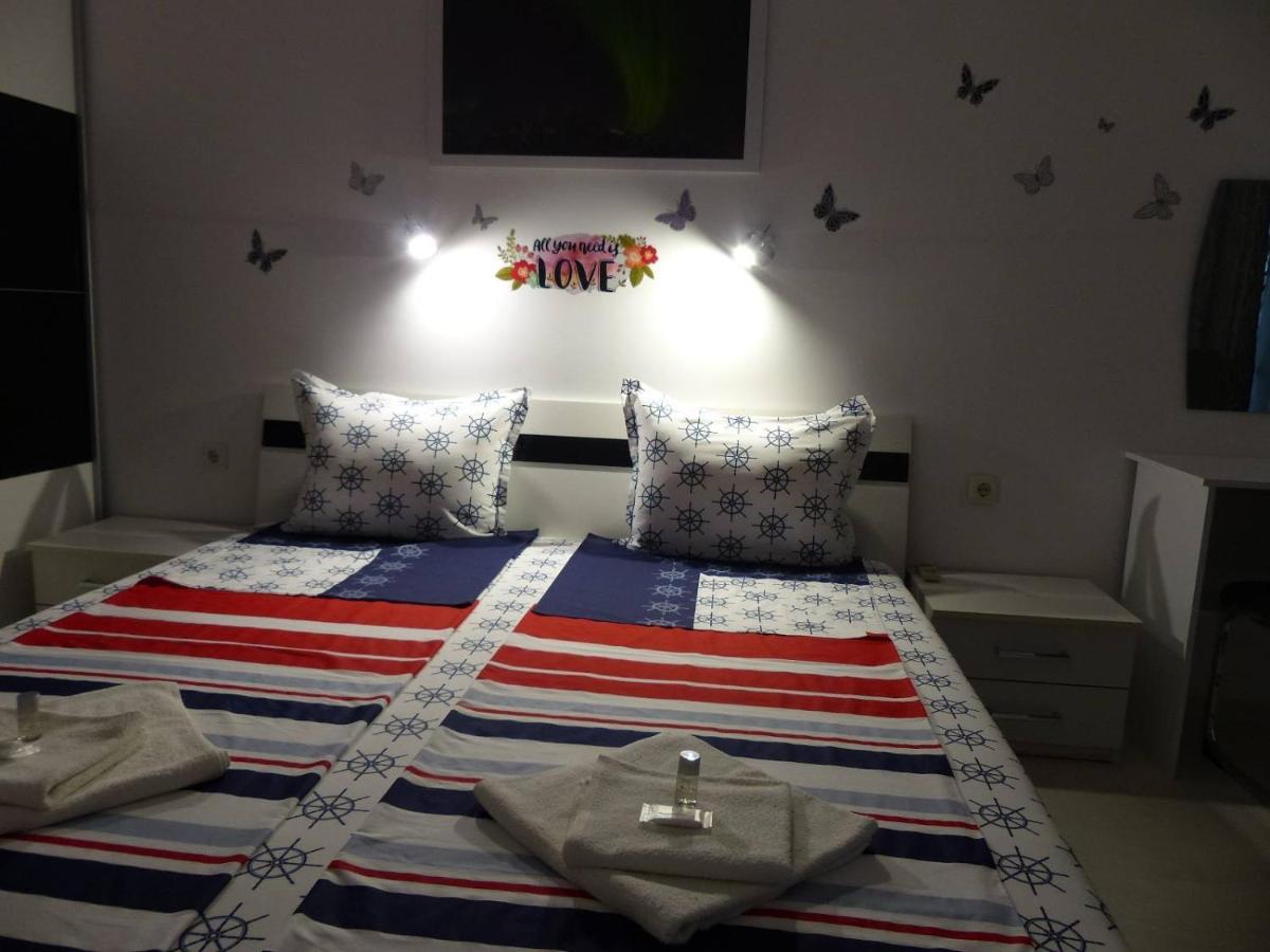 Apartament Holiday Burgas Stad Buitenkant foto